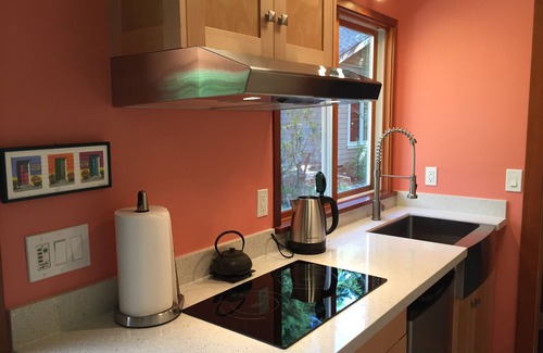 Mendocino Cottage | Lovely Garden Cottage nestled in the Redwoods just minutes to Village & Ocean.
