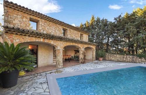Saint-Vallier-de-Thiey House | Lovely home in Saint-Vallier-de-Thiey