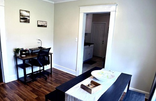 Old Irving Park House | Lovely Hidden Gem Near Downtown & Hospital