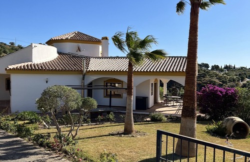 Casarabonela House | Lovely holiday home secluded in the mountains at Casarabonela