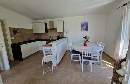 Ameno House | Lovely holiday home at Lake Orta with private garden and pool