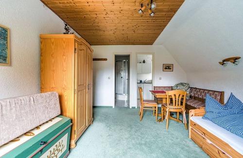 Tabarz Apartment | Lovely holiday home in Bad Tabarz with garden