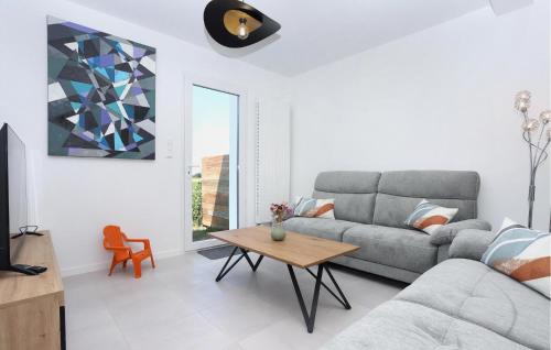 Saint-Meloir-des-Ondes House | Lovely Home In Saint-Méloir-Des-Ondes