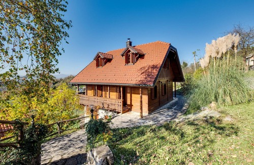 Zakanje House | Lovely home in Veliki Vrh Kamanjski