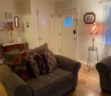Westwood House | Lovely home away from home 4BR 3ba