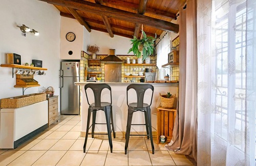 Arles House | Lovely home in Raphèle-les-Arles