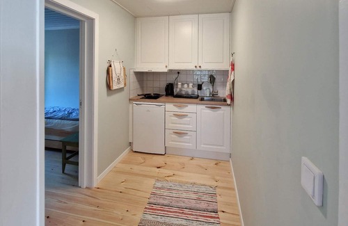 Auktsjaur House | Lovely home in Auktsjaur with sauna
