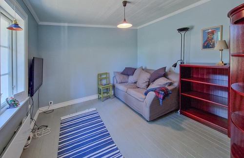 Auktsjaur House | Lovely home in Auktsjaur with sauna