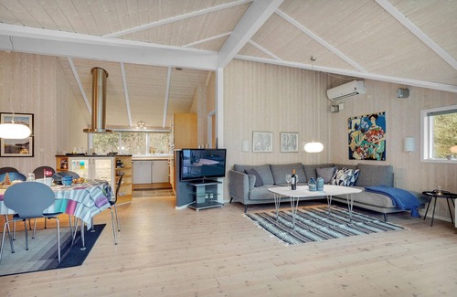 Svankær House | Lovely home in Bedsted Thy with sauna