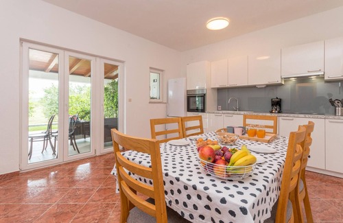 Velim House | Lovely home in Benkovac