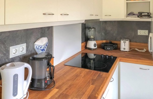 Hoyanger House | Lovely home in Bjordal with kitchen