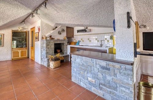 Chiusavecchia House | Lovely home in Chiusavecchia