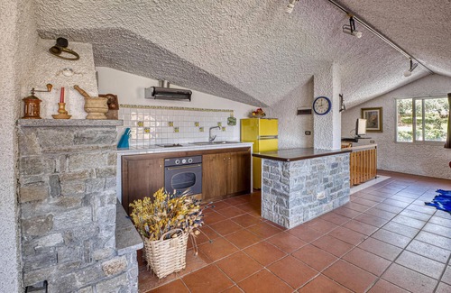 Chiusavecchia House | Lovely home in Chiusavecchia