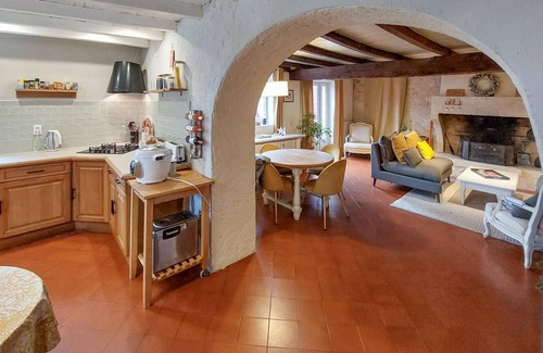 Doulezon House | Lovely home in Doulezon
