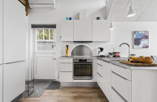 Sjaelborg House | Lovely home in Esbjerg V with WiFi