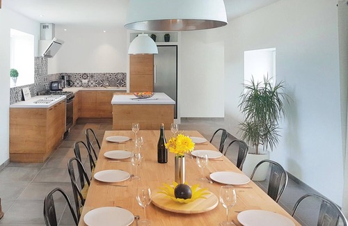 Kerlouet House | Lovely home in Guisseny