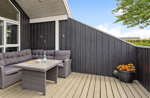 Flovt Strand House | Lovely home in Haderslev with sauna