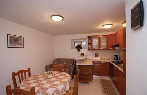 Hrboki House | Lovely home in Hrboki with kitchen