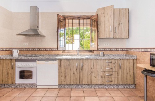Iznajar House | Lovely home in Iznájar