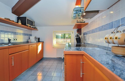 Izola House | Lovely home in Izola with kitchen