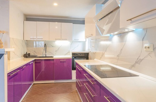 Senj House | Lovely home in Jablanac with WiFi