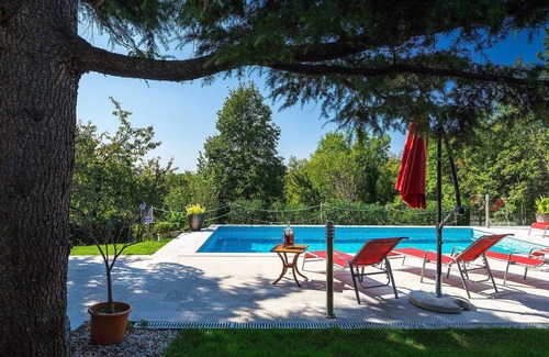 Jadranovo House | Lovely home in Jadranovo