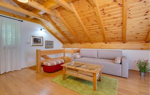 Breznik Plesivicki House | Lovely Home In Jastrebarsko With Wifi