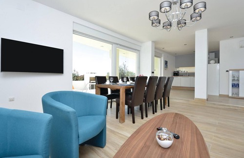 Kakma House | Lovely home in Kakma with WiFi