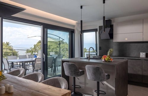 Kostrena House | Lovely home in Kostrena