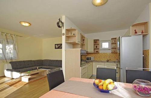 Central Dalmatia House | Lovely home in Kresevo with WiFi