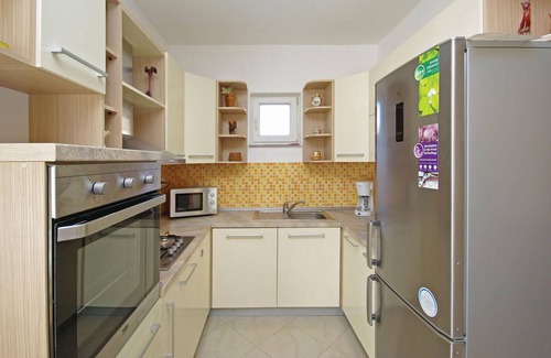 Central Dalmatia House | Lovely home in Kresevo with WiFi