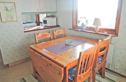 Kungsater House | Lovely home in Kungsäter with kitchen