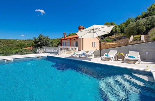 Trget House | Lovely home in Labin - Rabac