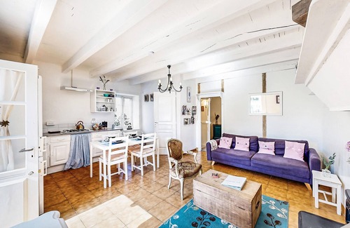 Oradour-Fanais House | Lovely home in Oradour-Fanais with WiFi