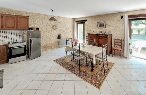 Paulin House | Lovely home in Paulin with kitchen