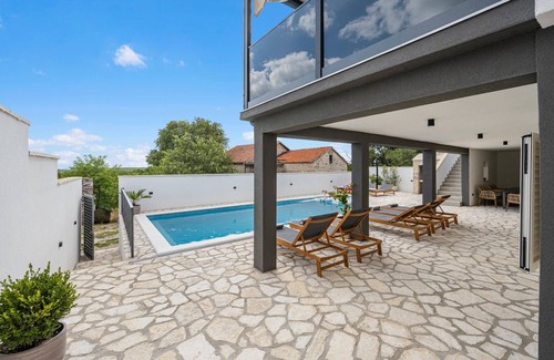 Skradin House | Lovely home in Plastovo with sauna