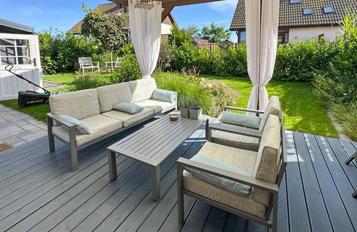 Rewal House | Lovely home in Pogorzelica with WiFi