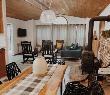 Placerville House | Lovely Home in Pollock Pines with Hot Tub