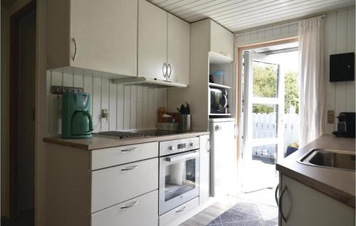 Lodbjerg Hede House | Lovely Home In Ringkøbing With Kitchen
