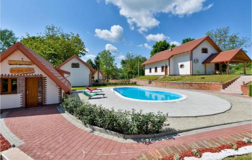 Donji Martijanec House | Lovely Home In Rivalno With Sauna
