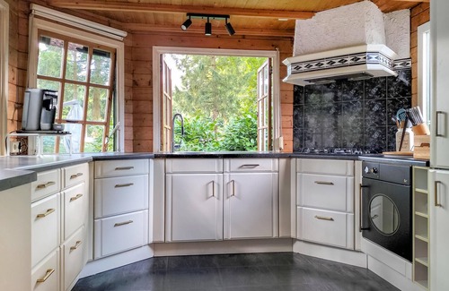 Rucphen House | Lovely home in Rucphen with heated swimming pool