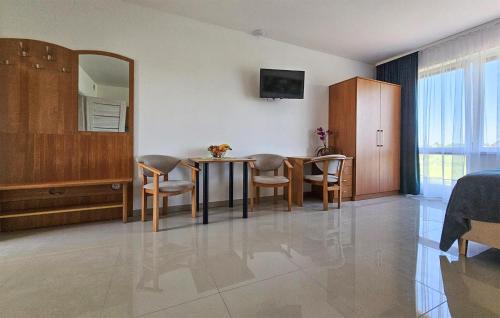 gmina Bedzino House | Lovely Home In Slowienkowo