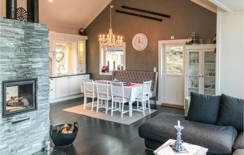 Selje House | Lovely Home In Stadlandet