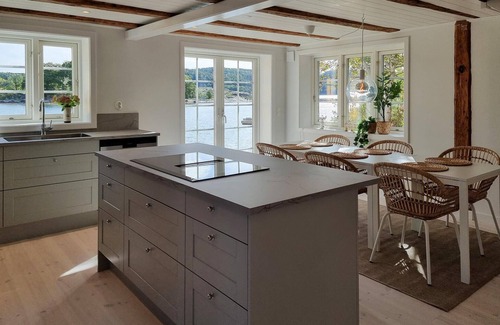 Stillingson House | Lovely home in Stillingsön with WiFi
