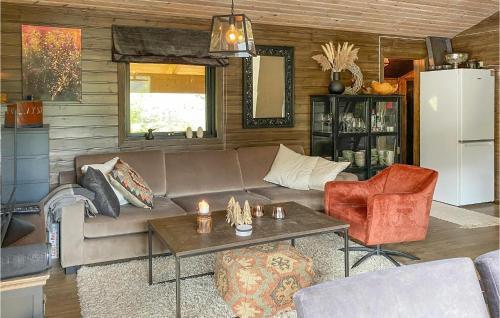 Møre og Romsdal House | Lovely Home In Stordal With Wifi