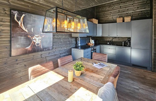Nissedal House | Lovely home in Treungen with sauna