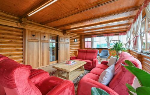 Veliko Trgovisce House | Lovely Home In Veliko Trgovisce