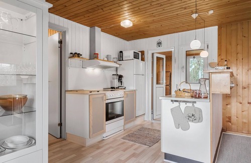 Vemb House | Lovely home in Vemb with WiFi