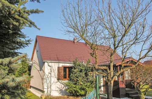 Wronki House | Lovely home in Wronki with sauna