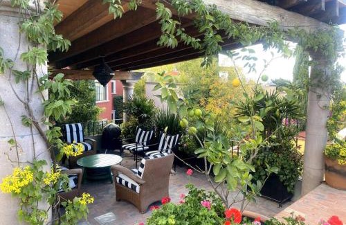 Ojo de Agua Villa | Lovely home with terrace views - Casa Cielo Grande